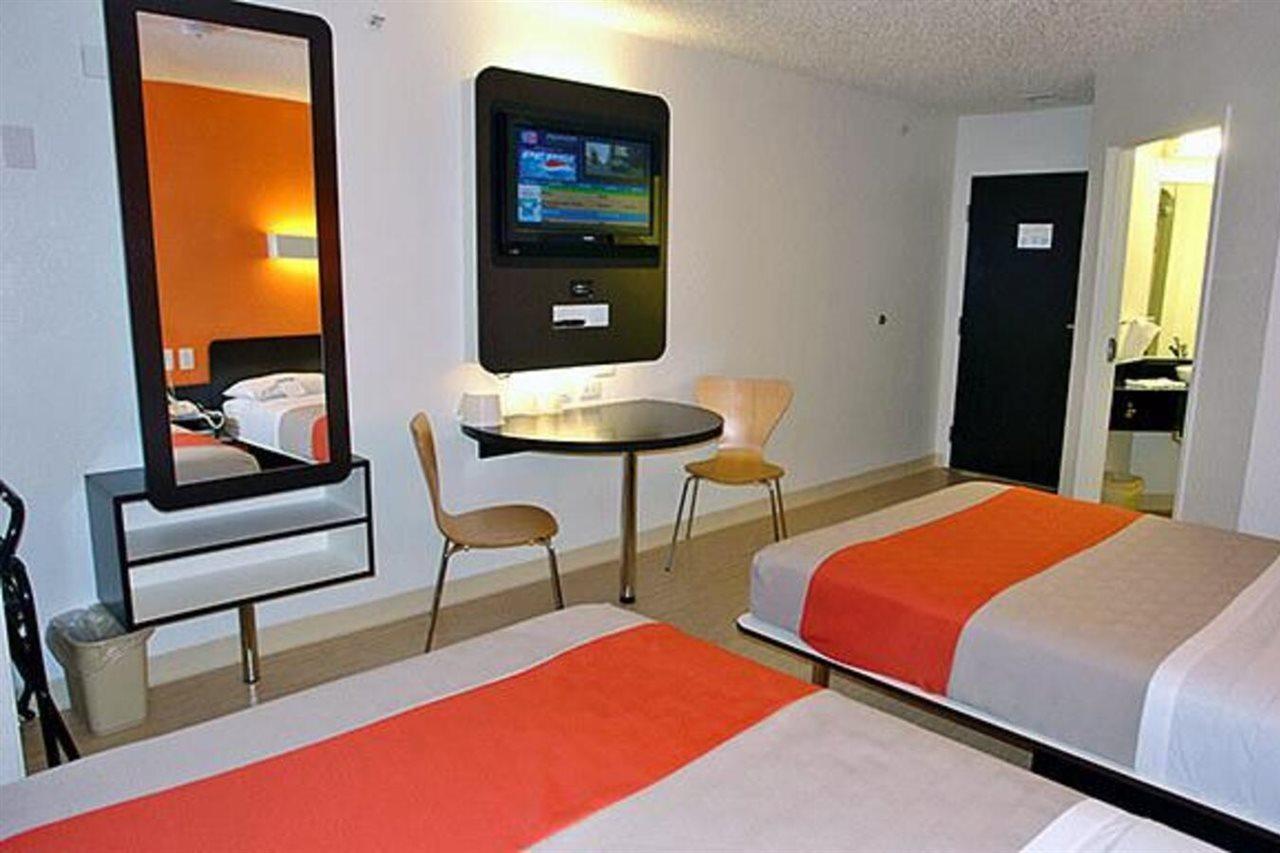Motel 6-Irving, Tx - Dfw Airport North Екстер'єр фото