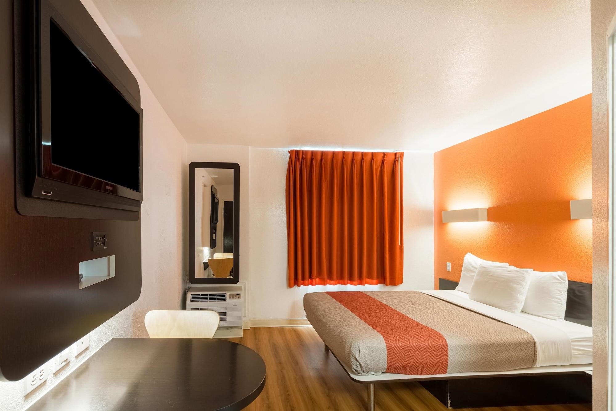 Motel 6-Irving, Tx - Dfw Airport North Екстер'єр фото