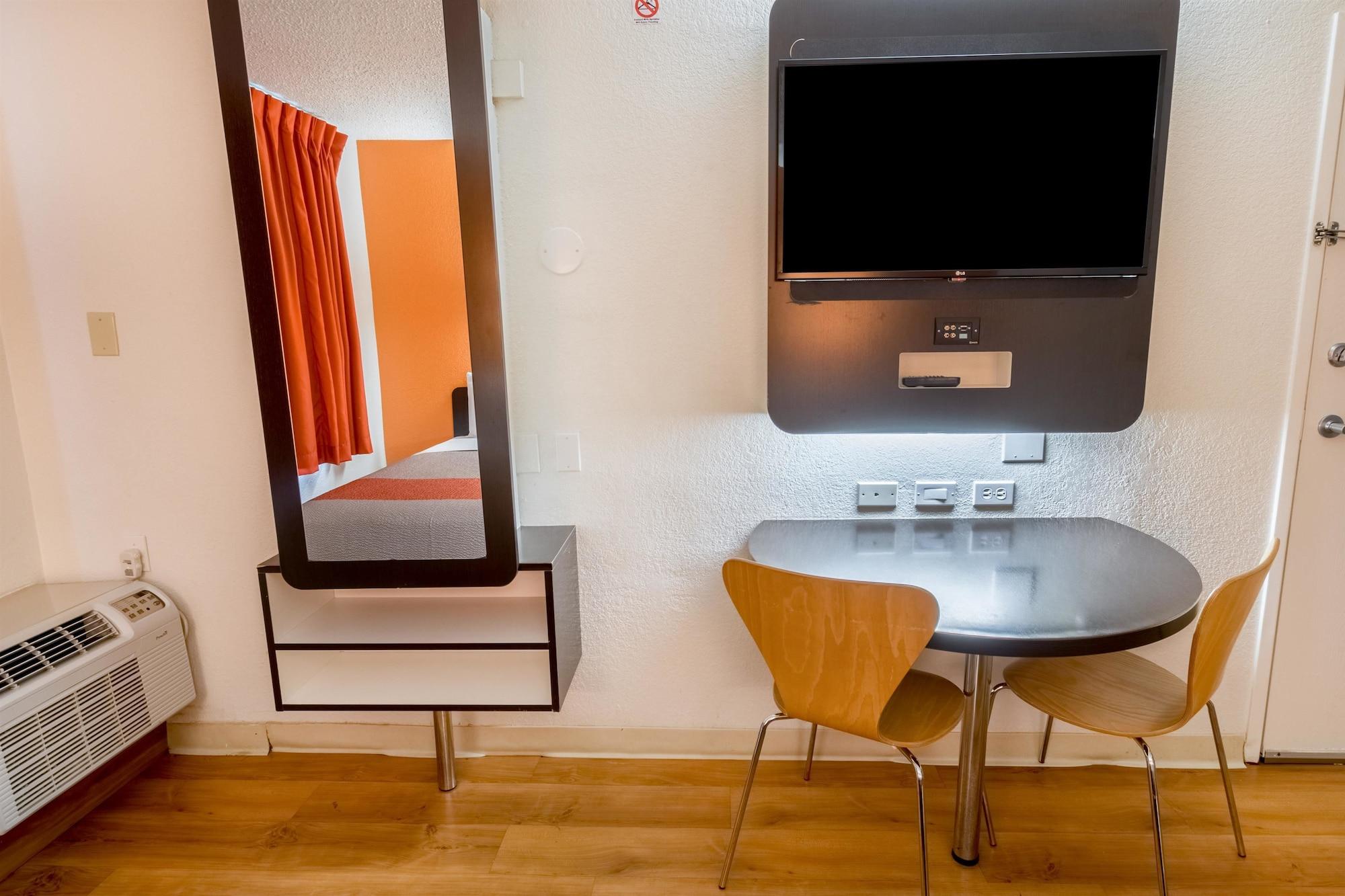 Motel 6-Irving, Tx - Dfw Airport North Екстер'єр фото