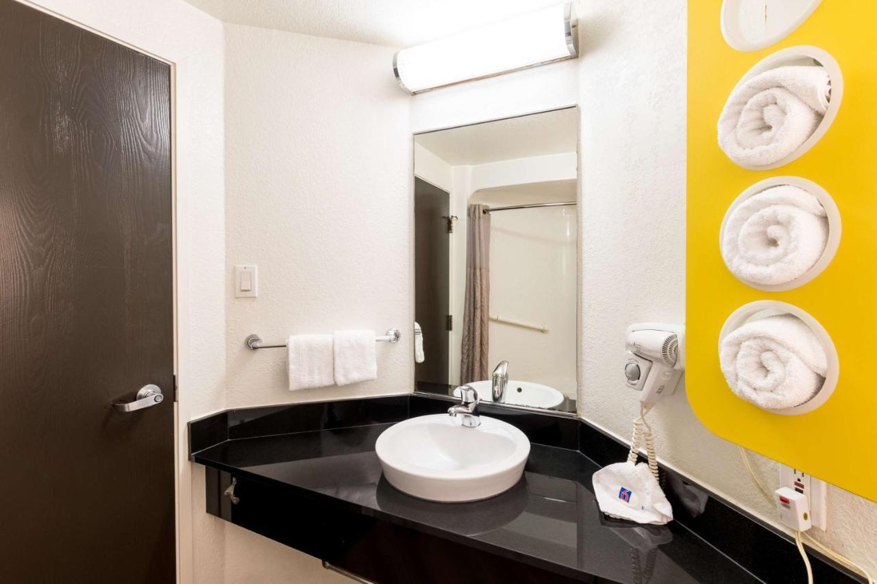 Motel 6-Irving, Tx - Dfw Airport North Екстер'єр фото