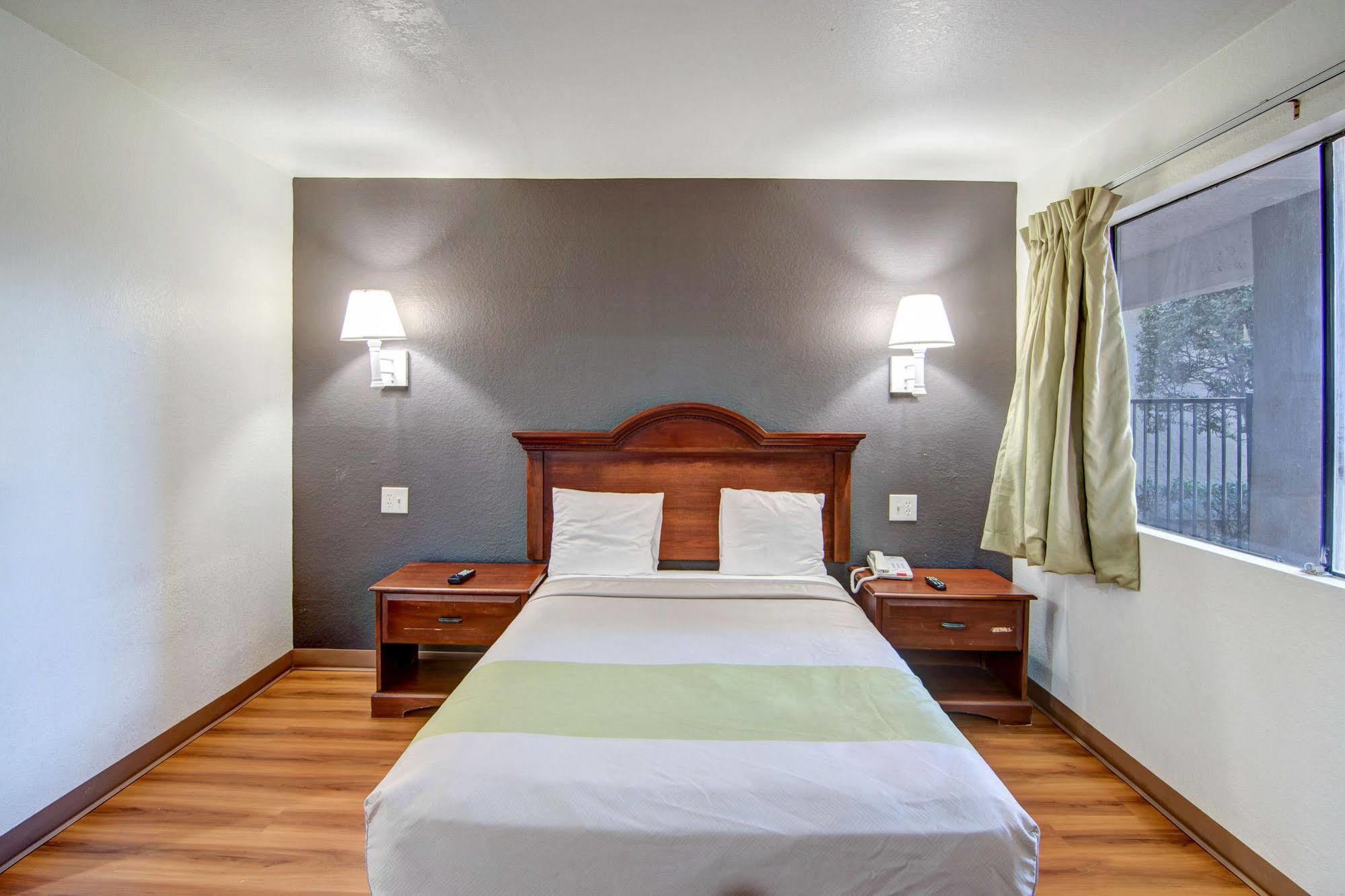 Motel 6-Irving, Tx - Dfw Airport North Екстер'єр фото